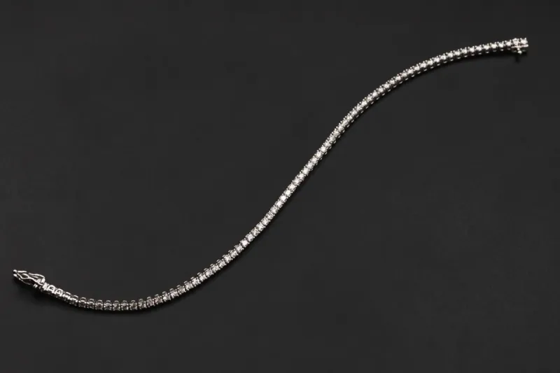14ct White Gold Diamond Tennis Bracelets 2.40cts VS