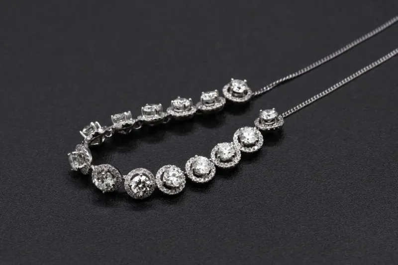 18ct White Gold Diamond Halo Statement Necklace 7.80ct