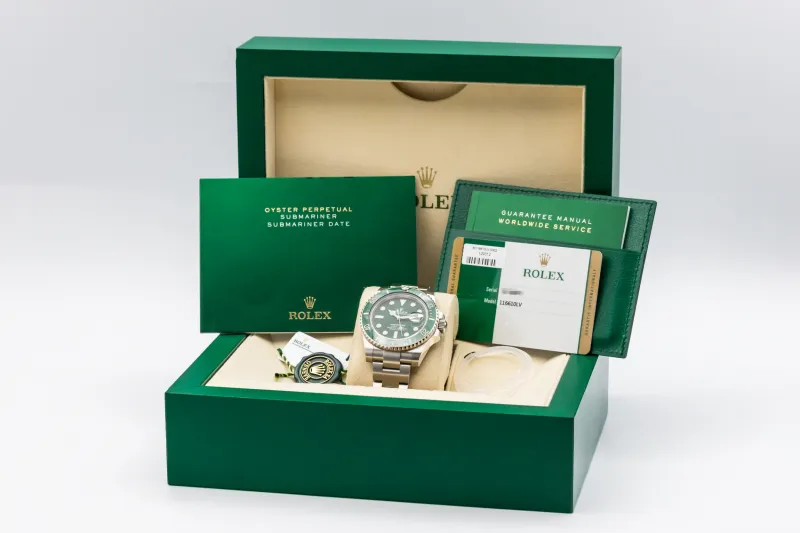 Rolex Submariner 40mm 'Hulk' Stainless Steel Oyster 116610LV 2017 UNWORN