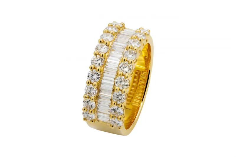 18ct Yellow Gold Mens Diamond Ring 4.00ct VS