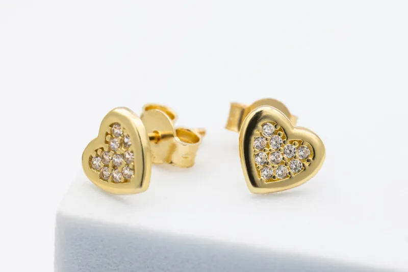 9ct Yellow Gold Pavé Cubic Zirconia Small Heart Stud Earrings 1.1g