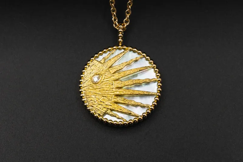 Rose Céleste Medallion Necklace Yellow & White Gold, Diamond