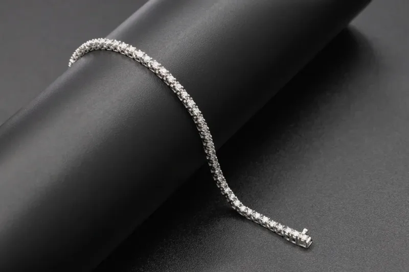 9ct White Gold Diamond Tennis Bracelet 2.00ct