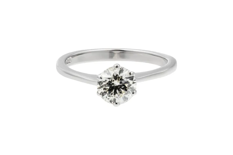 18ct White Gold Brilliant Diamond Engagement Ring 0.88ct