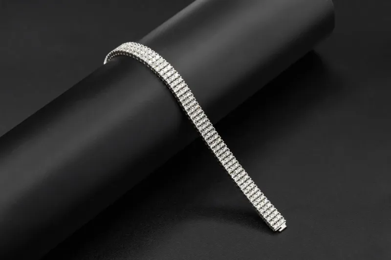 18ct White Gold Round Brilliant Diamond 3 Row Tennis Bracelet 7.98ct