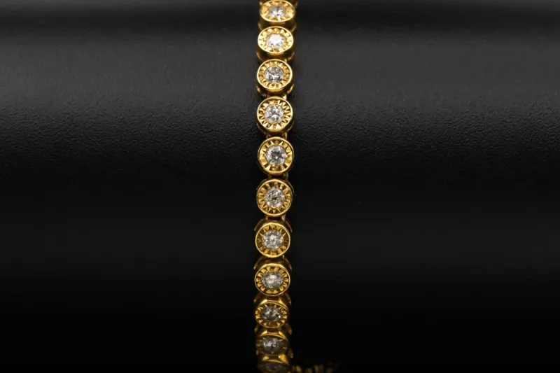 9ct Yellow Gold Diamond Tennis Necklace 13.30ct