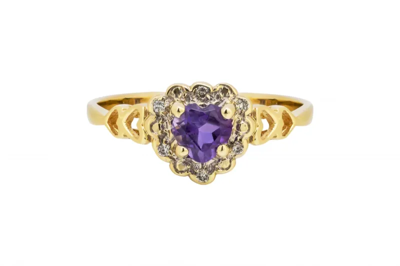 9ct Yellow Gold Amethyst & Diamond Heart Shaped Ring 0.12ct