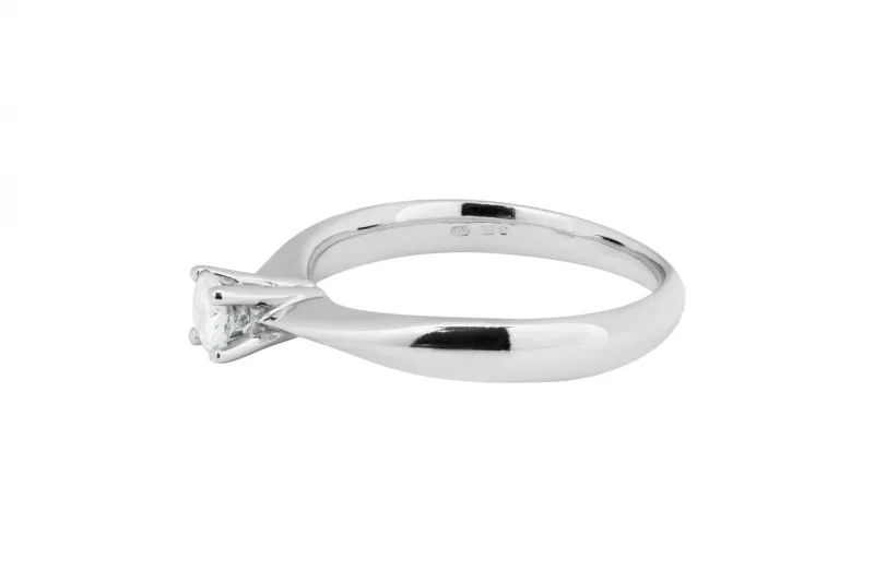 18ct White Gold Diamond Solitaire Engagement Ring 0.29ct