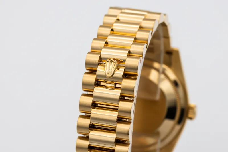 Rolex Day-Date 36mm 18ct Yellow Gold Presidential 118238 Circa 2015