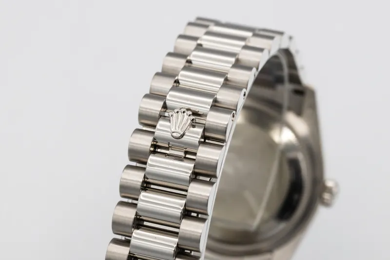 Rolex Day-Date 36mm Platinum Presidential 118206 2007