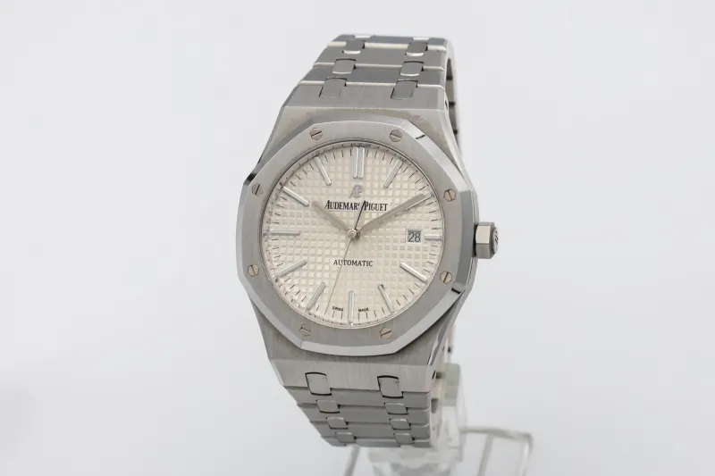 Audemars Piguet Royal Oak 41mm Stainless Steel 15400ST.OO.1220ST.02 Circa 2020
