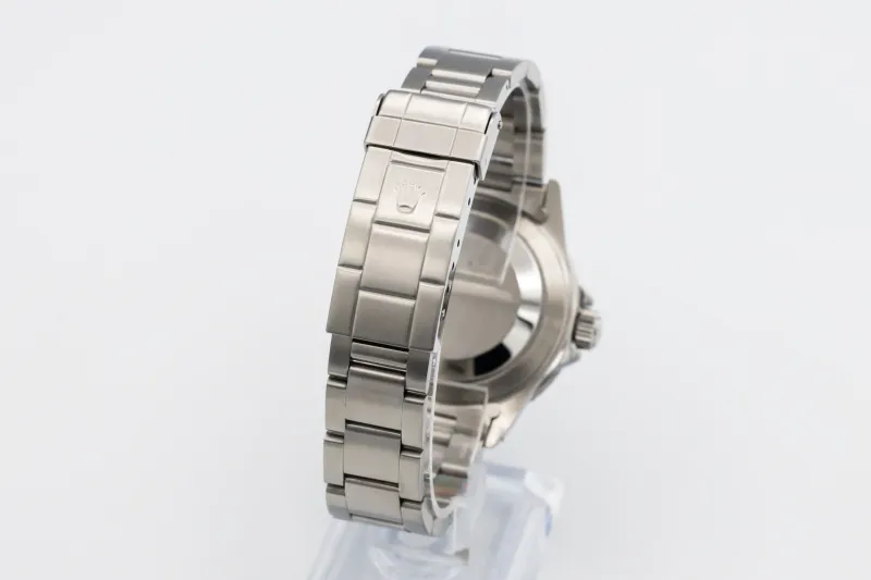 Rolex Submariner Date 40mm Stainless Steel Oyster 16800 1986