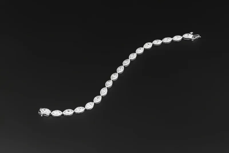9ct White Gold Diamond Marquise Bracelet 3.02ct