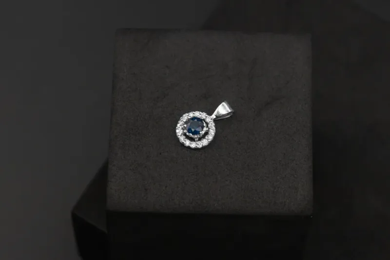 14ct White Gold Diamond And Sapphire Pendant 0.46ct
