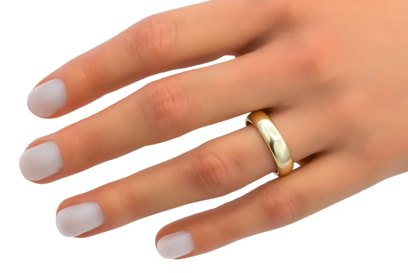 9ct Yellow Gold D-Shape Wedding Band Ring 5mm