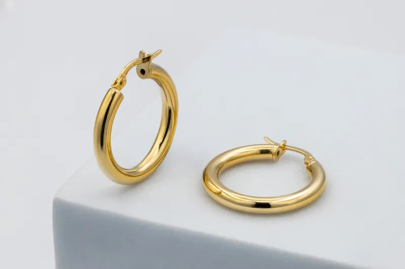 18ct Yellow Gold Hoop Earrings 2.4g