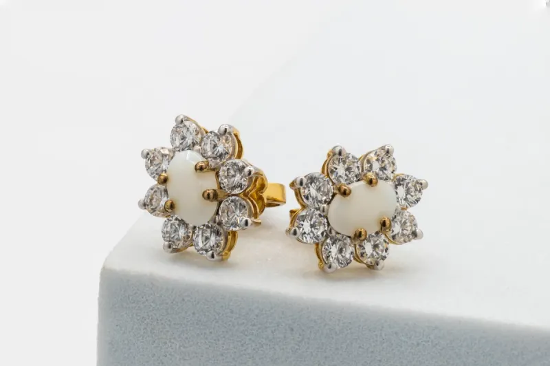 9ct Yellow Gold Cubic Zirconia and Opal Studs 2.7g