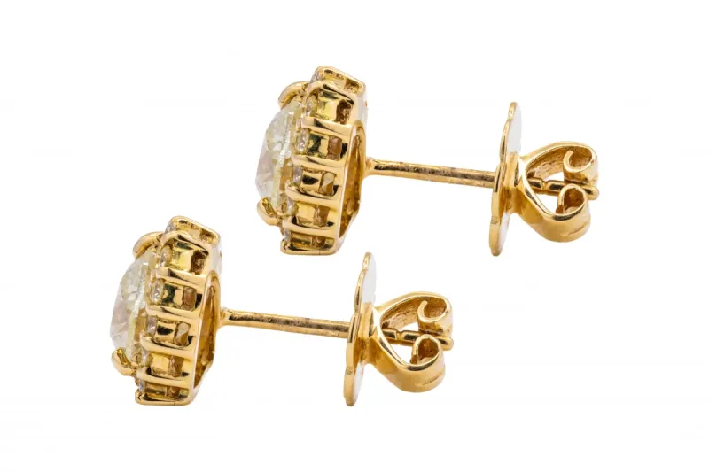 18ct Yellow Gold Diamond Heart Shaped Stud Earrings 2.53ct