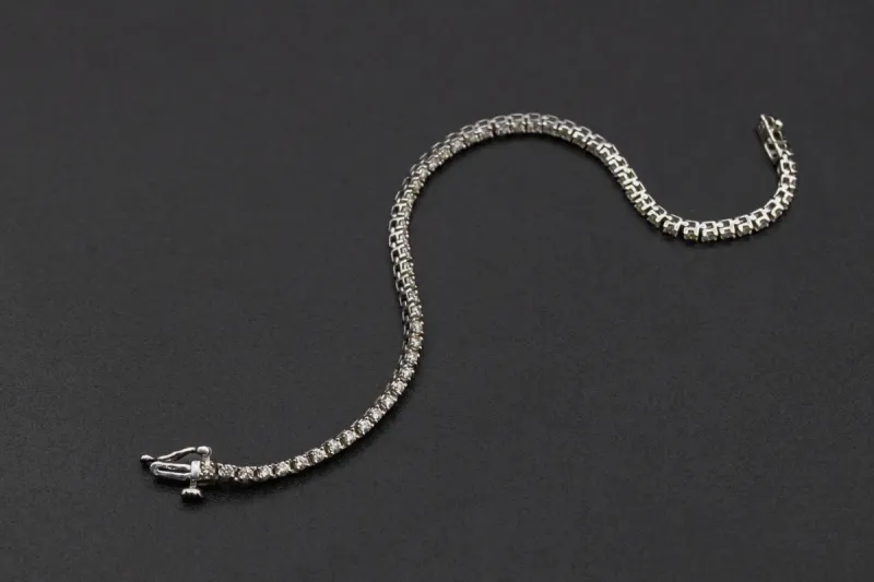 9ct White Gold Diamond Tennis Bracelet 2.00ct
