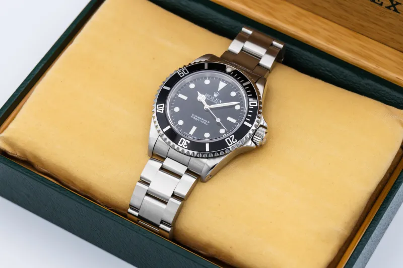 Rolex Submariner No Date 40mm Stainless Steel Oyster 14060 1995