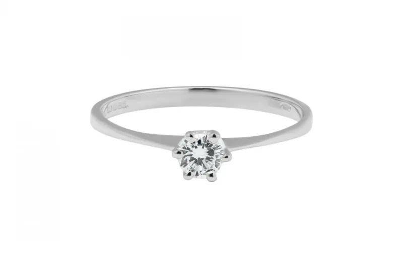 18ct White Gold Classic Diamond Engagement Ring 0.19ct