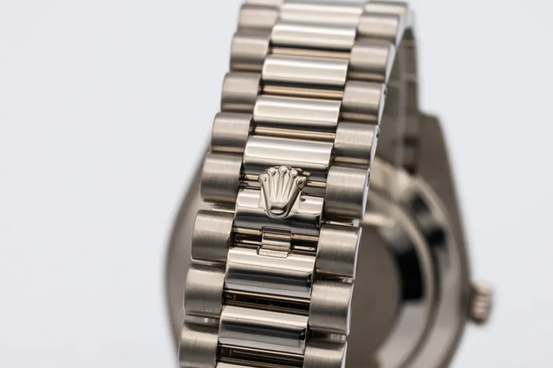 Rolex Day-Date 40mm 18ct White Gold Presidential 228239 2017