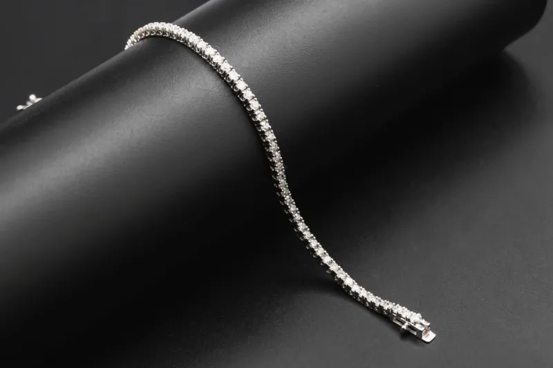 9ct White Gold Diamond Tennis Bracelet 3.45ct