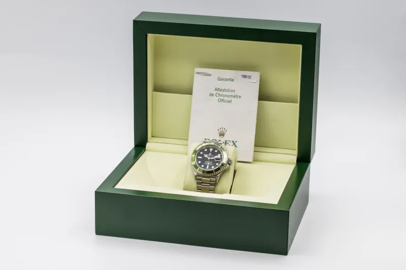 Rolex Submariner Date 40mm 'Kermit' Stainless Steel Oyster 16610LV 2006