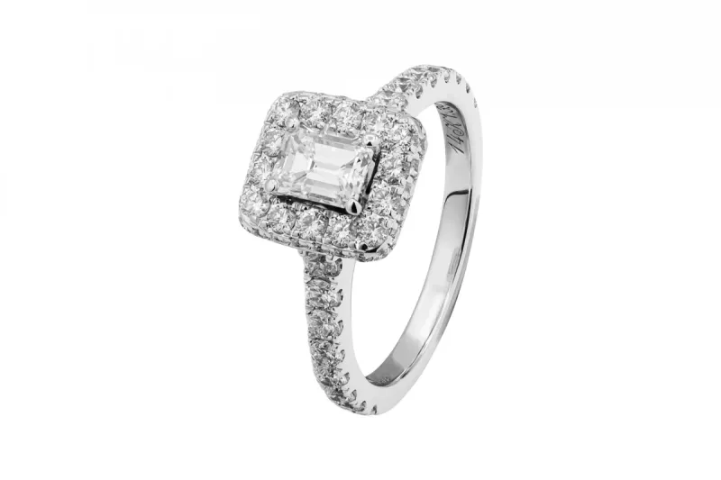 14ct White Gold Emerald Cut Engagement Ring 1.39ct 4.2g