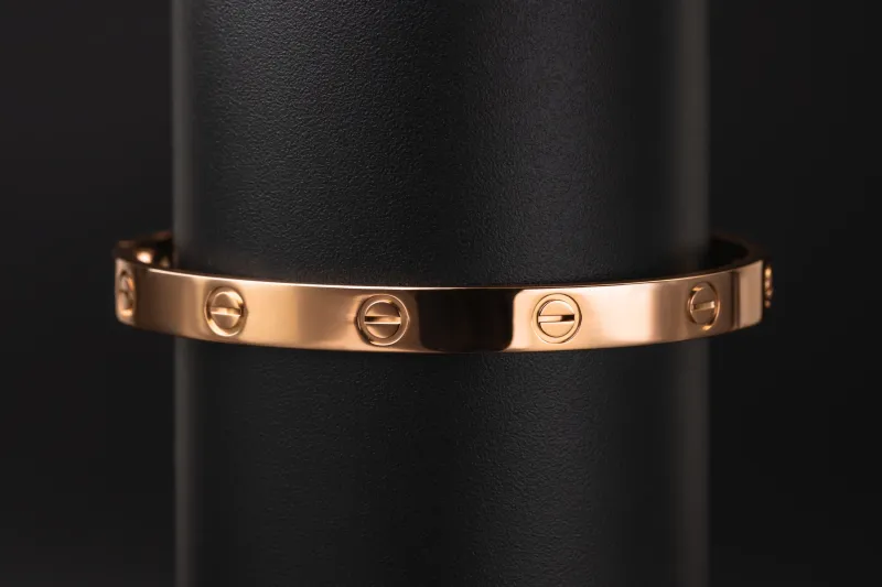 Cartier LOVE Classic 18ct Rose Gold Bracelet Size 18 Original Box