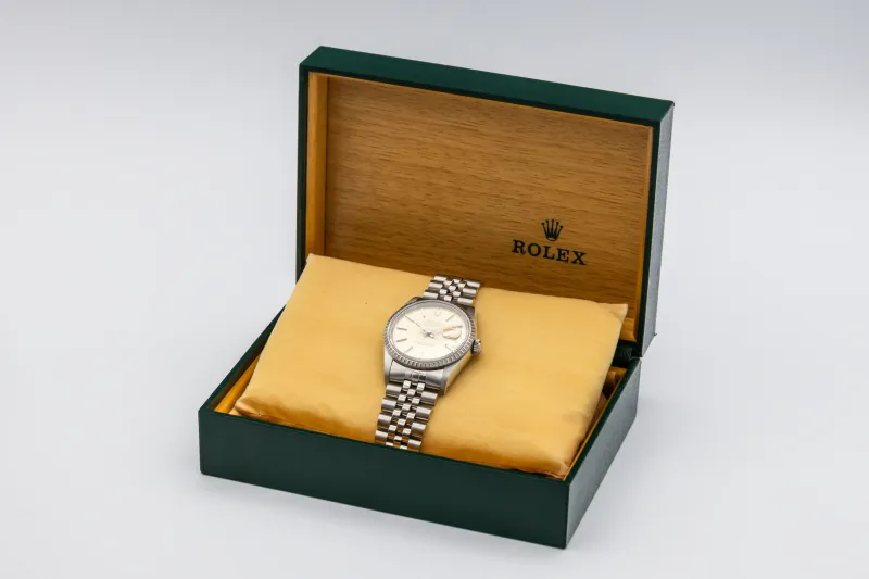 Rolex DateJust 36mm Stainless Steel Jubilee 16220 1993