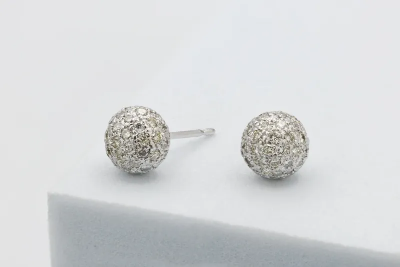 18ct White Gold Pavé Diamond Ball Stud Earrings 1ct