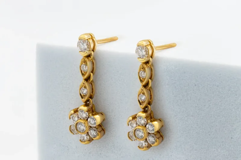 18ct Yellow Gold Diamond Drop Stud Earrings 0.20ct