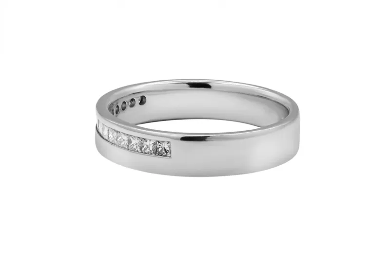 18ct White Gold Channel Set Princess Diamond Ring 0.75ct
