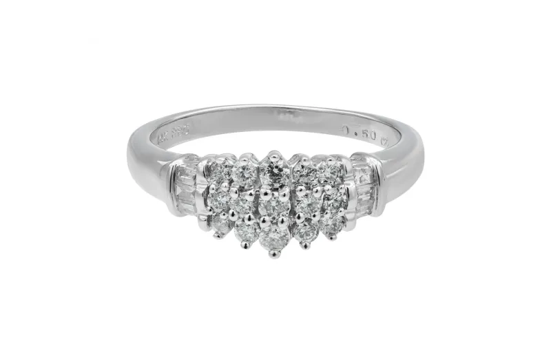 14ct White Gold Brilliant Round & Baguette Diamond Cluster Ring 0.50ct 3.6g