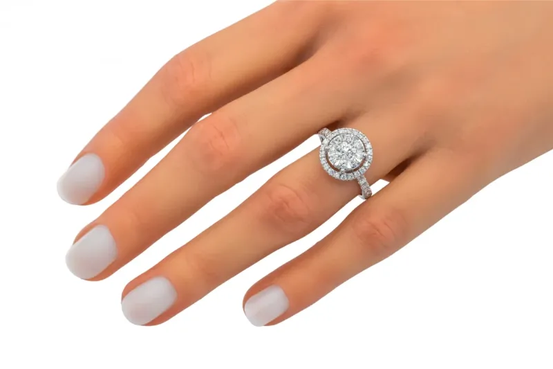 18ct White Gold Round Diamond Halo Ring 1ct