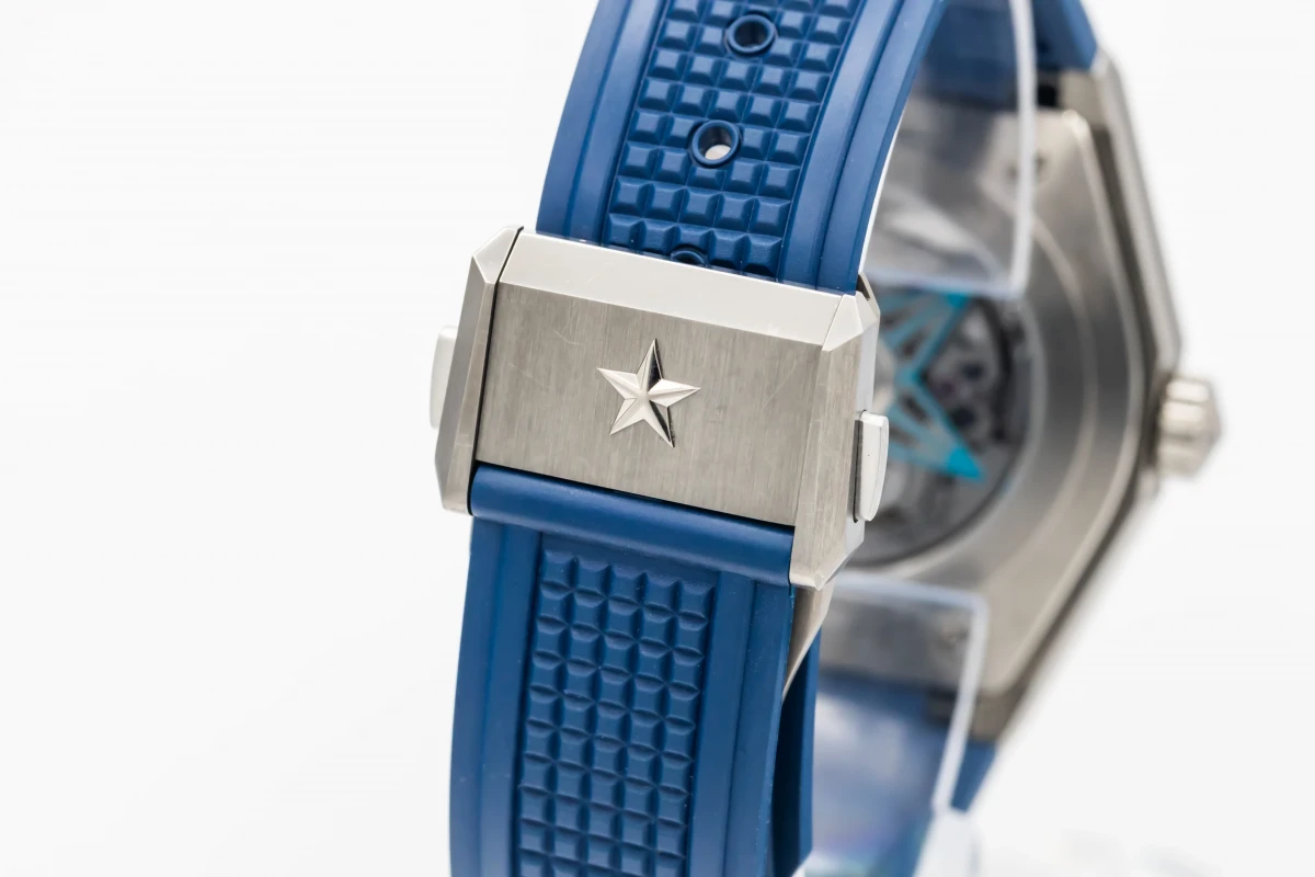 Zenith Defy Titanium Turkey Watch Club 41mm Blue Rubber 95.9003