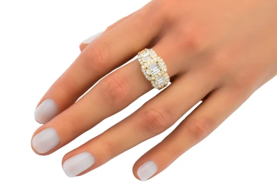 18ct Yellow Gold Baguette & Round Brilliant Diamond Trilogy Ring 1.40ct