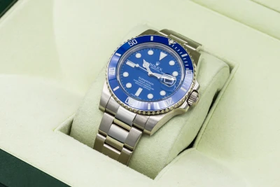 Rolex Submariner Date 40mm 'Smurf' 18ct White Gold Oyster 116619LB 2012