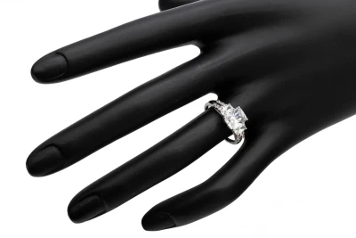 9ct White Gold Cubic Zirconia Ring 2.5g