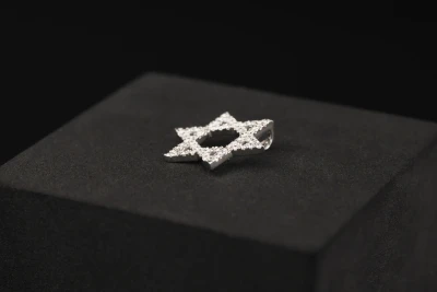 9ct White Gold Diamond Star of David Pendant 0.23ct 1.1g