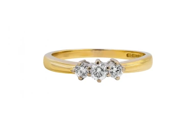 18ct Yellow Gold Trilogy Diamond Ring 0.25ct