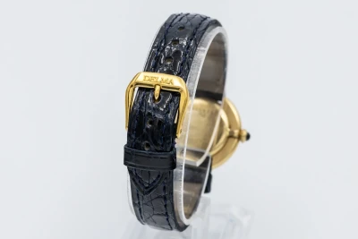 Cartier Ellipse Vintage Ladies 24mm  18ct Yellow Gold Leather 78091 Circa 1970s