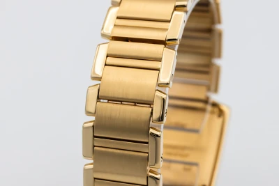 Cartier Tank Francaise 28mm x 32mm 18ct Yellow Gold W5000156/1840 2003