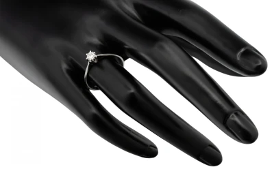 18ct White Gold Engagement Ring with Single Diamond 0.19ct