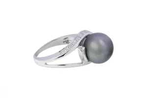 9ct White Gold Diamond & Cultured Tahitian Black Pearl Ring 5.6g