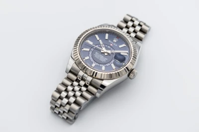 Rolex Sky-Dweller 42mm Stainless Steel Jubilee 326934 2021