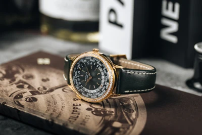 Patek Phillipe Complications World Time 36mm 18ct Yellow Gold 7130R-014 2022