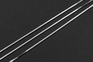 9ct White Gold Box Link Chain 2.7g