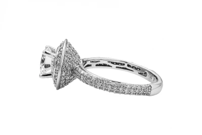 18ct White Gold Diamond Engagement ring 2.39ct